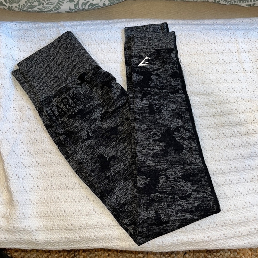 Gymshark camo leggings xs